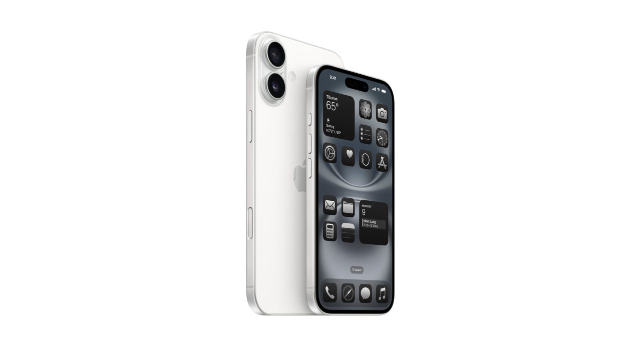 ホワイトの6.7インチiPhone 16 Plusと6.1インチiPhone 16