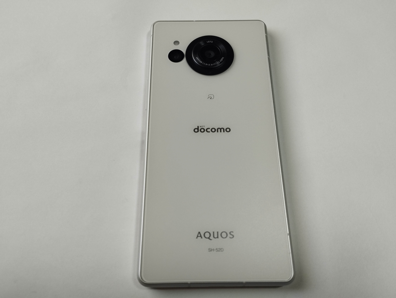 AQUOS R8 実機写真 裏面