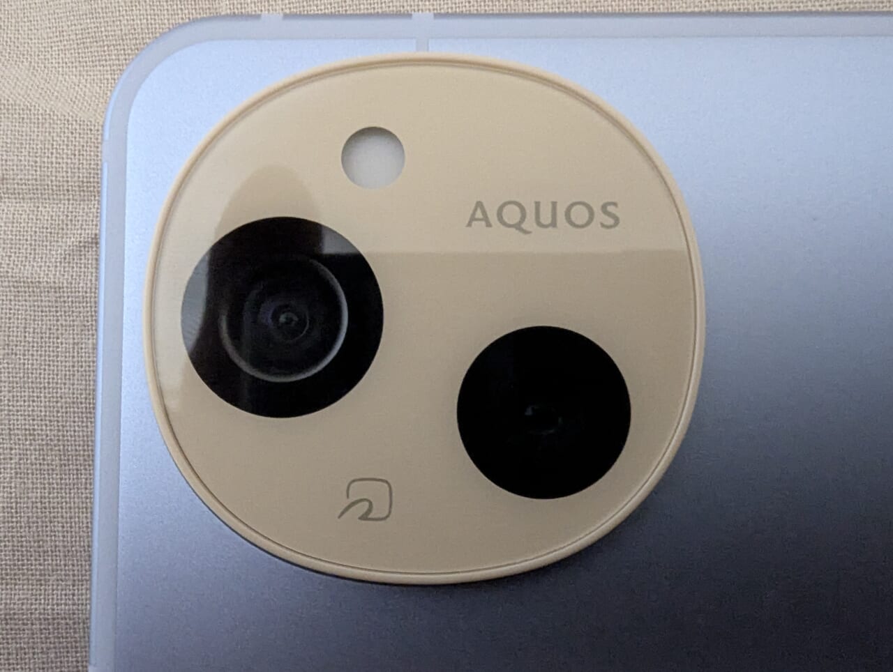 AQUOS sense9